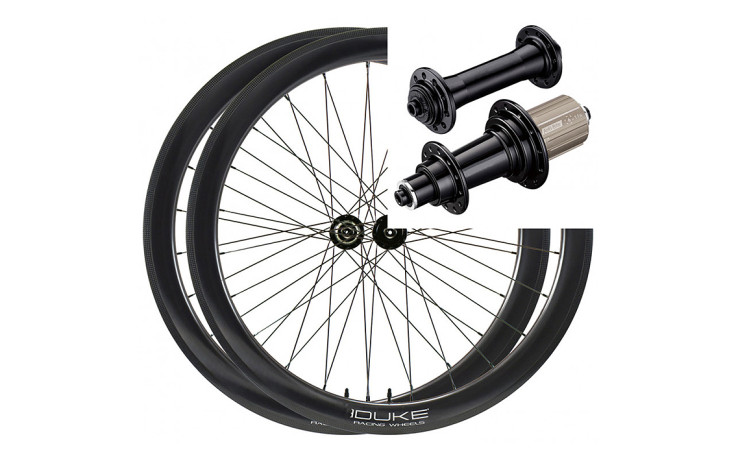 Duke Baccara 48C Rim Brake / Bitex JB Shimano 11S Ratų komplektas 700C 9 x 100 mm 10 x 130 mm QR, Bitex J-bend 20/24H stebulės, Shimano Road 11 pavarų terkšlė, Rim-Brake, Sapim CX-Ray stipinai. Duke Baccara 48C anglies pluošto bekameriniai ratlankiai. Rat