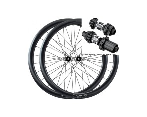 Duke Baccara 42C SLS2 Disc Brake / DT 350 SP Shimano 11S Ratų komplektas 700C 12 x 100 mm 12 x 142  mm, DT Swiss 350 Straight-Pull 24H stebulės, Shimano 11 pavarų terkšlė, center-lock diskams