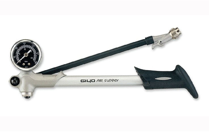 Giyo GS-02 Pompa amortizatoriams 300 psi-20 atm, manometras, aliuminė