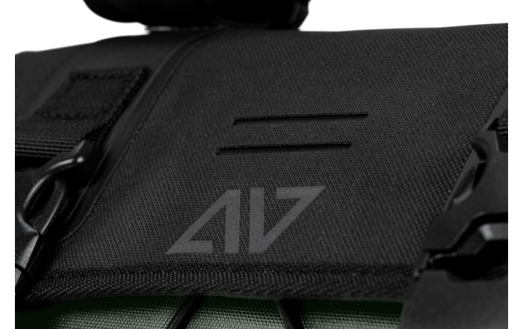 Krepšys/dėtuvė ant vairo ACID Pack Pro 15 black'n'green
