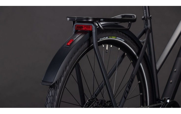 Dviratis Cube Kathmandu Pro Trapeze coal'n'black 2026